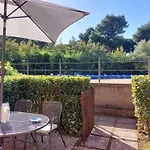 Il Plumbago Con Piscina